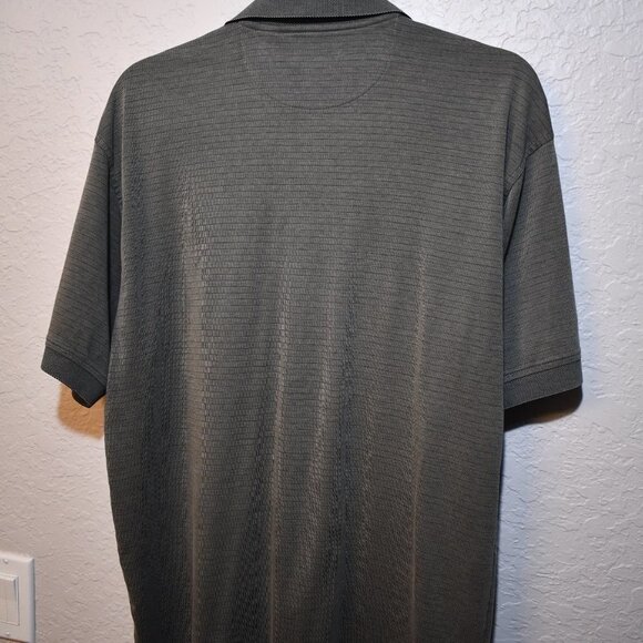 3/$15 IZOD Men's Polo Size M - Picture 2 of 4